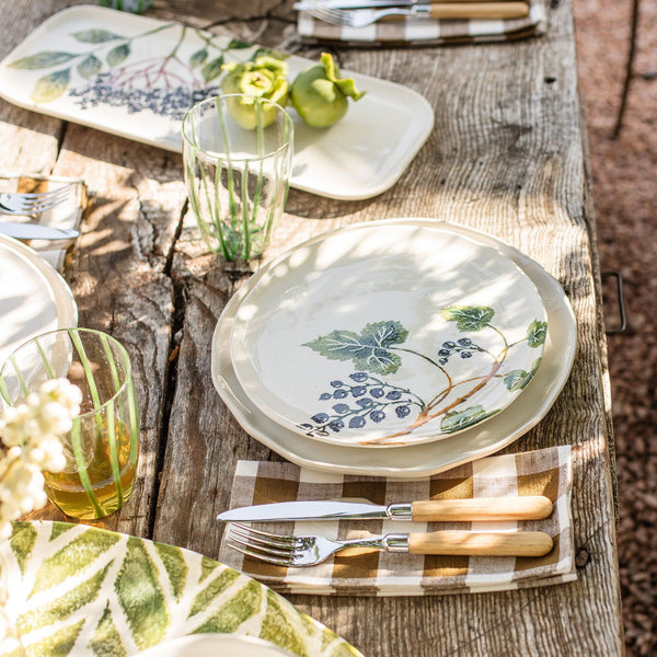 Foresta Primavera Black Currant Salad Plate