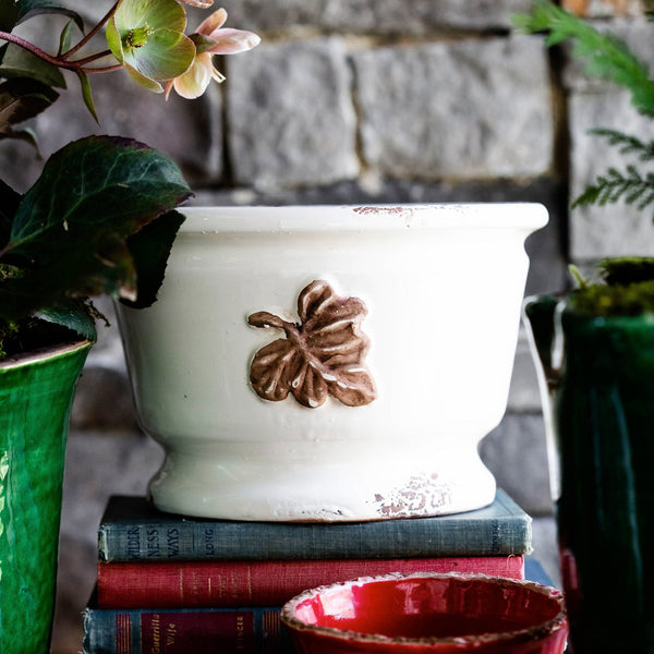 Rustic Garden Leaves Medium Round Cachepot